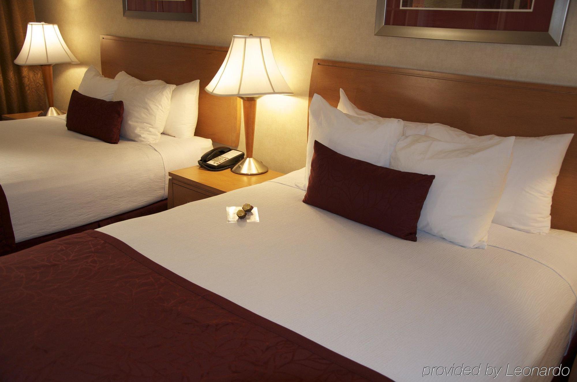 Best Western Innsuites Phoenix Hotel & Suites Exterior foto
