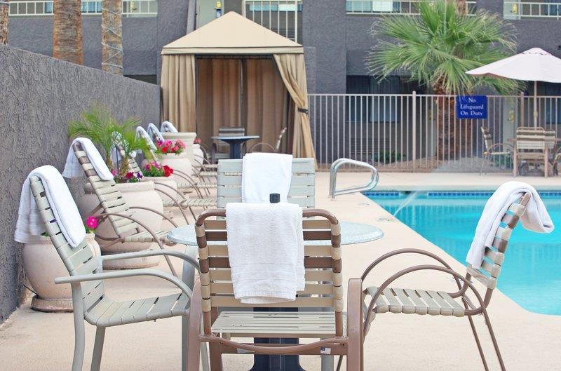 Best Western Innsuites Phoenix Hotel & Suites Exterior foto