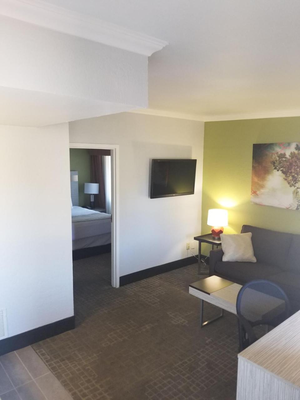 Best Western Innsuites Phoenix Hotel & Suites Exterior foto
