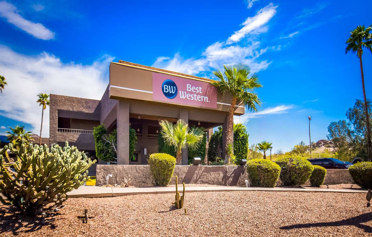 Best Western Innsuites Phoenix Hotel & Suites Exterior foto
